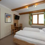Appartments Christoph Affittacamere 3*