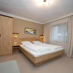 Appartments Christoph 3*